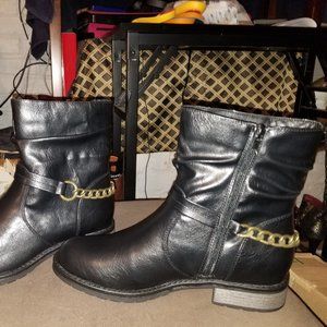 Women's vegan leather moto combat boots w/chain - Size 10 - new - Sale!